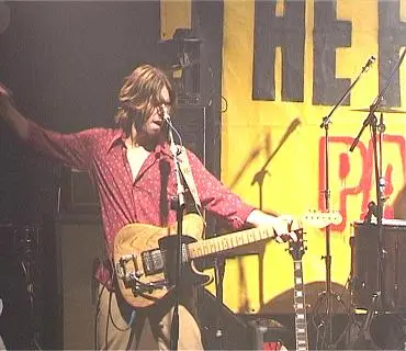 מתוך הקליפ של פליינג בייבי