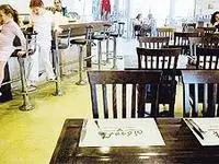 אלברטוס. שיפודי השישליק ראויים לכל שבח