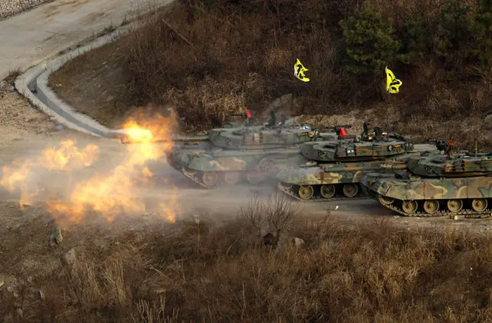 טנקים של צבא דרום קוריאה בתרגיל סמוך לגבול עם צפון קוריאה