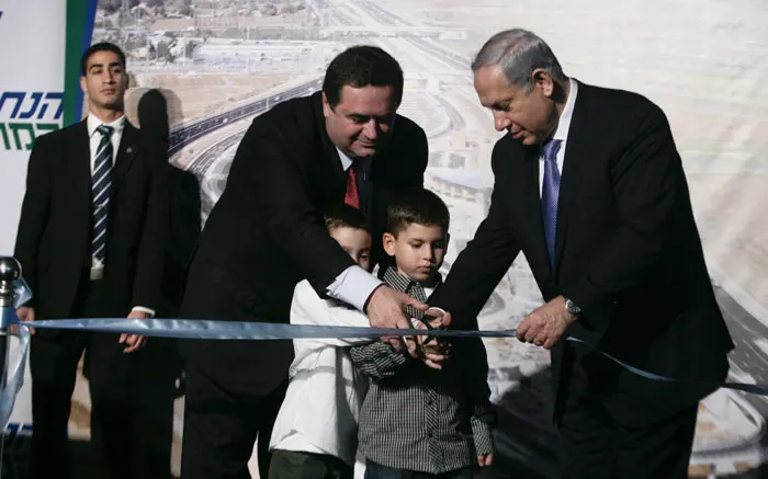 ראש הממשלה בנימין נתניהו ושר התחבורה ישראל כץ אתמול בפתיחה החגיגית