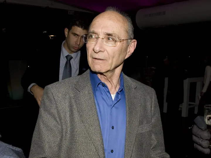 "הכסף מענף הדלק מגיע לאל קאעידה". שר התשתיות עוזי לנדאו