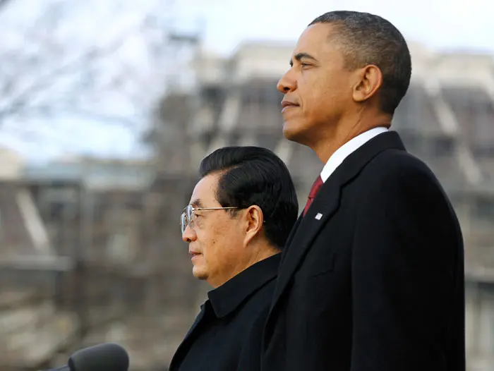 מנהיג סין, הו ז'ינטאו לצד הנשיא אובמה