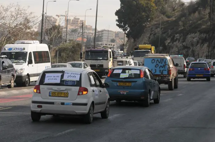 מחירי הדלק שוב עולים. המחאה הציבורית תחזור לכבישים?