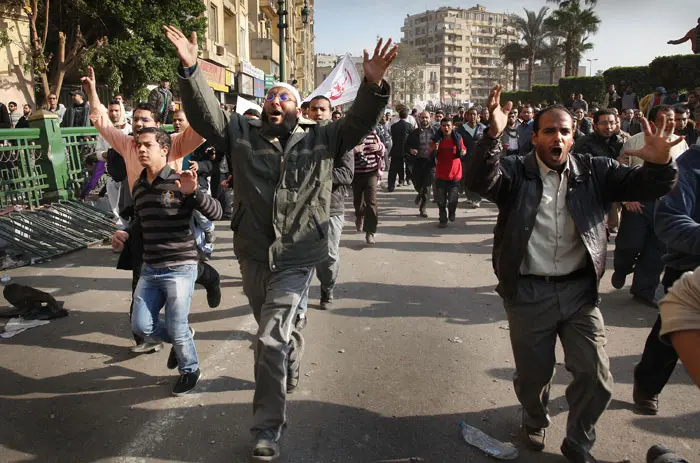 מהומות בקהיר, אלימות קשה בכיכר תחריר, פברואר 2011