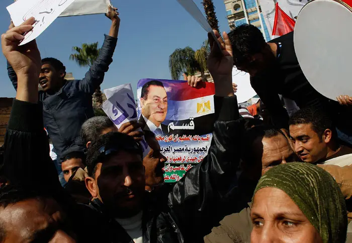 עימותים אלימים בין תומכי מובארק למתנגדיו במצרים האפילו בהשפעתם על נתונים חיוביים על שוק התעסוקה