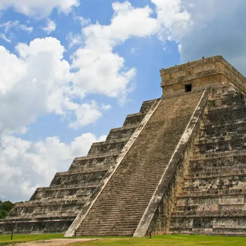 פירמידה במקסיקו שנבנתה על ידי אנשי המאיה