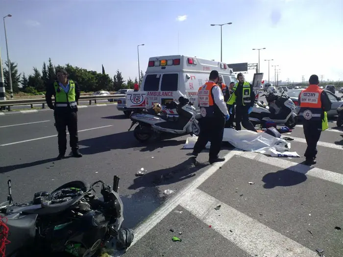 "הנאשם ביצע סטיית רכב מסוכנת תוך שהוא חוצה שני נתיבים, במהירות שאינה סבירה לתנאי הדרך". זירת התאונה