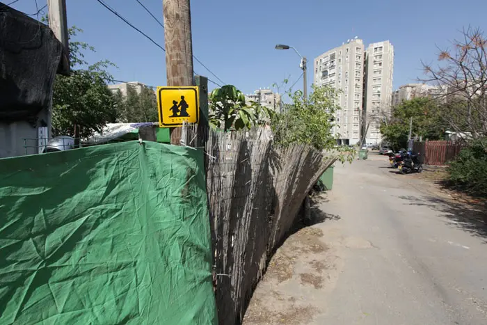 הפעוט פונה לבית החולים איכילוב. זירת האירוע, היום