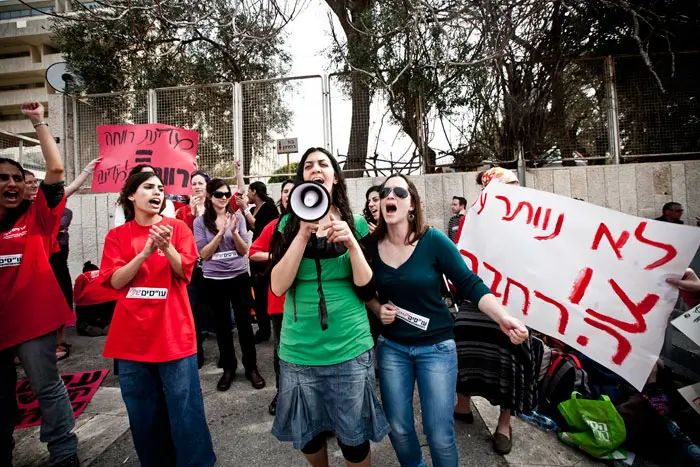 שביתת העובדים הסוציאליים היא על כן לא רק מוצדקת, אלא אף הכרחית