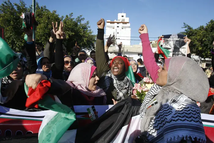 "נגיע בערב להפגנה ואפילו נישן בכיכר". מפגינים בכיכר בחייל האלמוני בעזה