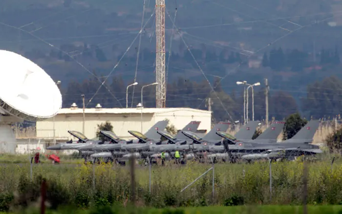 בסיס חיל האוויר האיטלקי נערך לפעולה בלוב