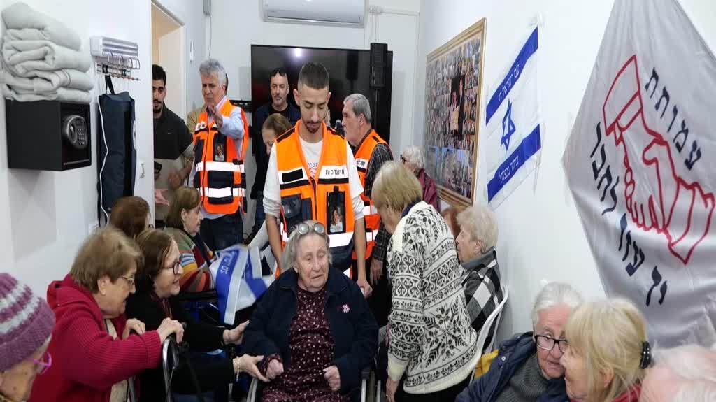 WATCH 105-year-old Holocaust survivor celebrates birthday in bomb shelter during sirens
