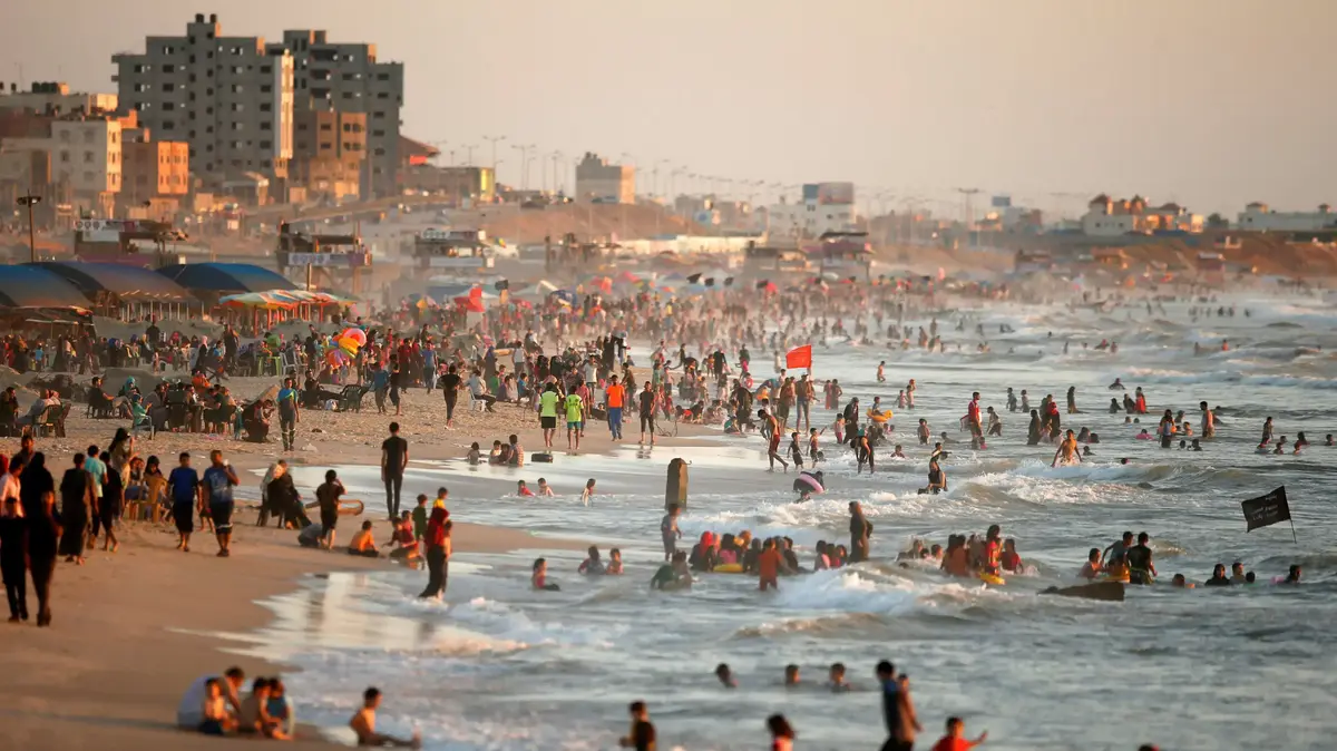 ים, כושר וחמאם בעזה: קיץ במקום שבו יותר משליש - מובטלים - וואלה חדשות