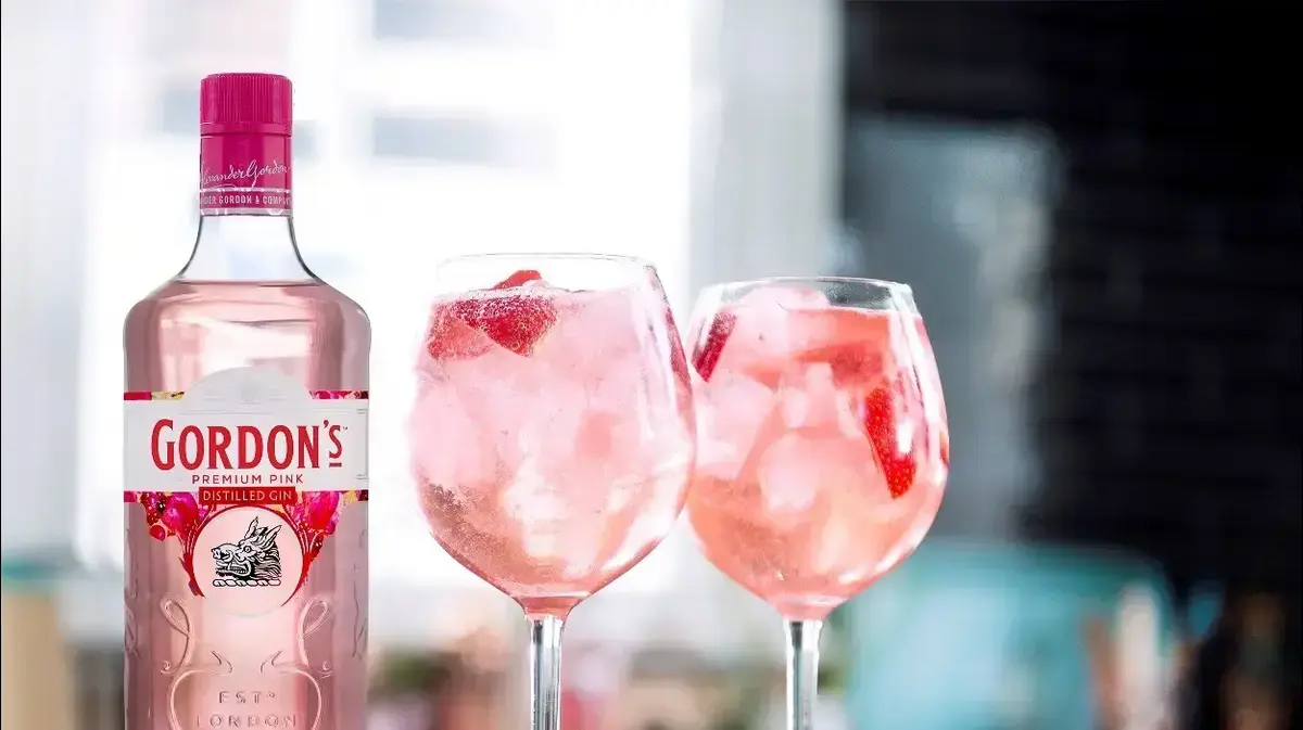 Gordons Pink: самый популярный коктейль этой осени Pink - Zahav.ru Салат