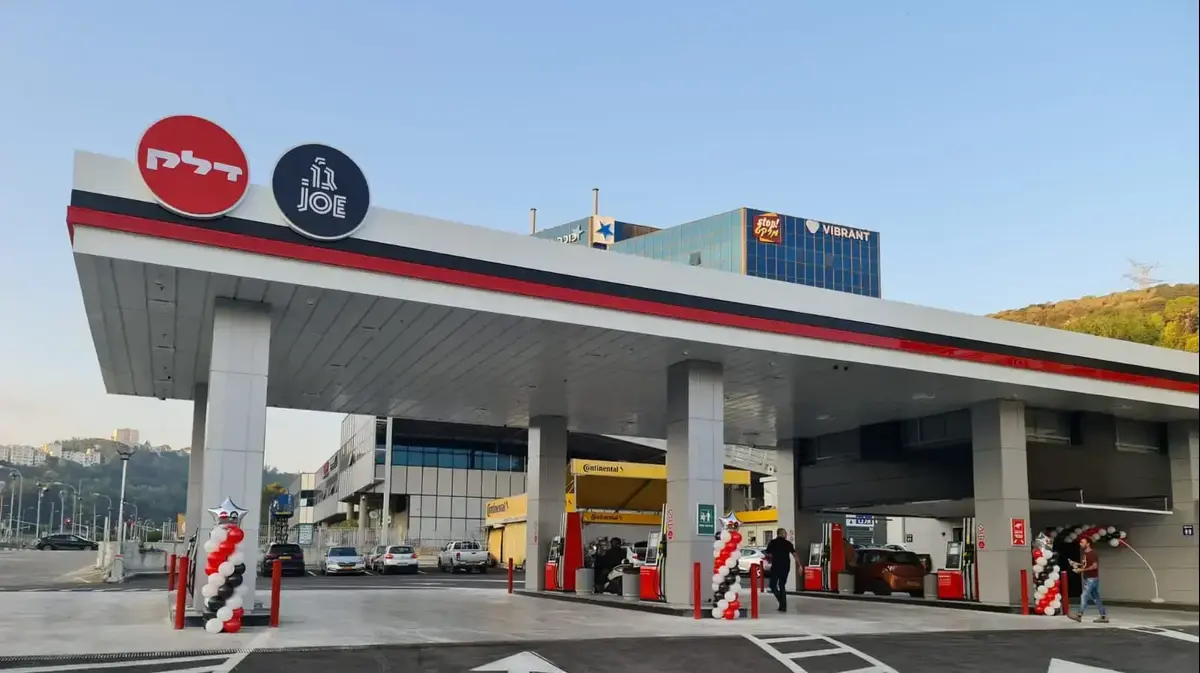 עסקת ענק: דלק ישראל רוכשת את הוט מובייל ב-1.88 מיליארד שקל
