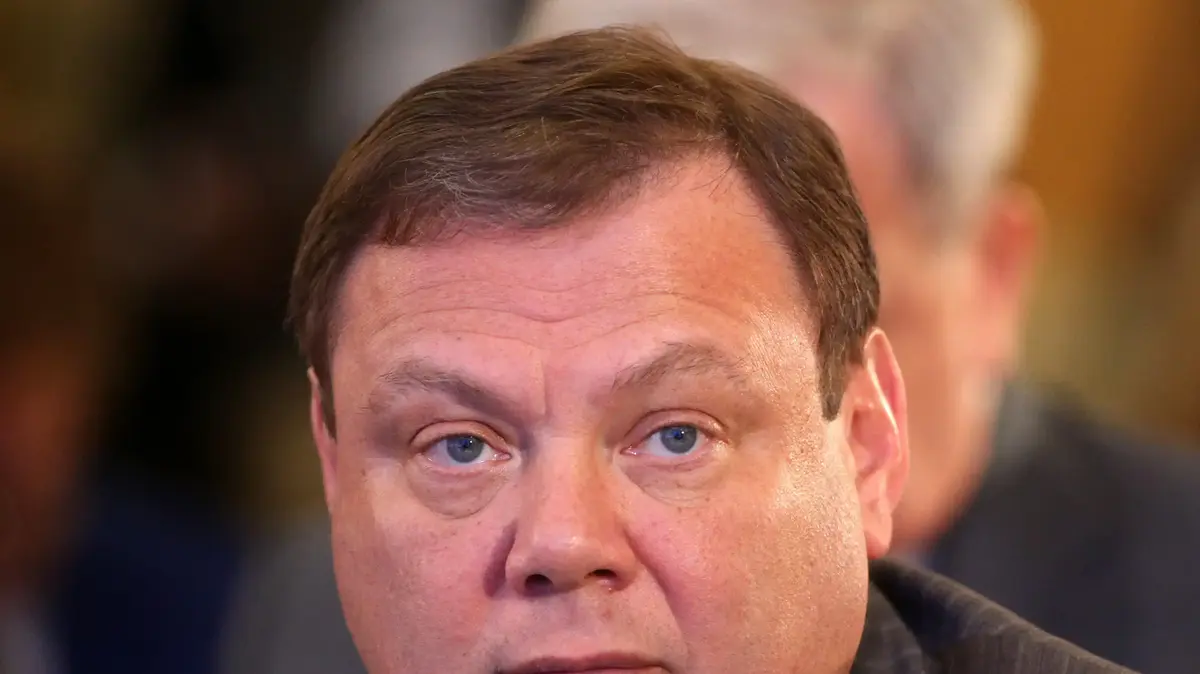 Миллиардер улетел из Израиля в Россию, чтобы "переждать - Zahav.ru Салат