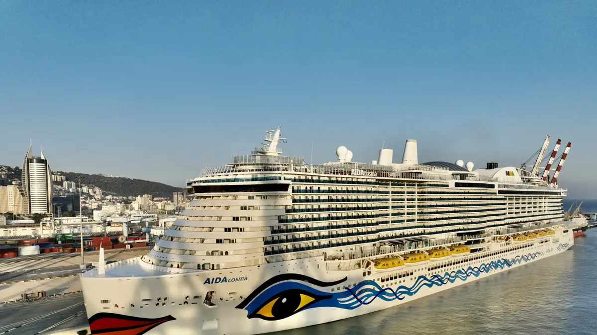 cruise ship from israel