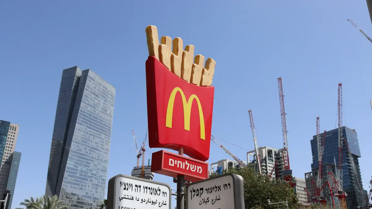 McDonald's Chicken Royale a shell from the past, in the best way there