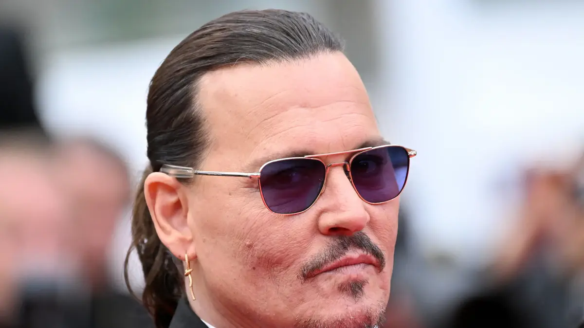 The mayor opposes: Who doesn't want Johnny Depp to live in his city?