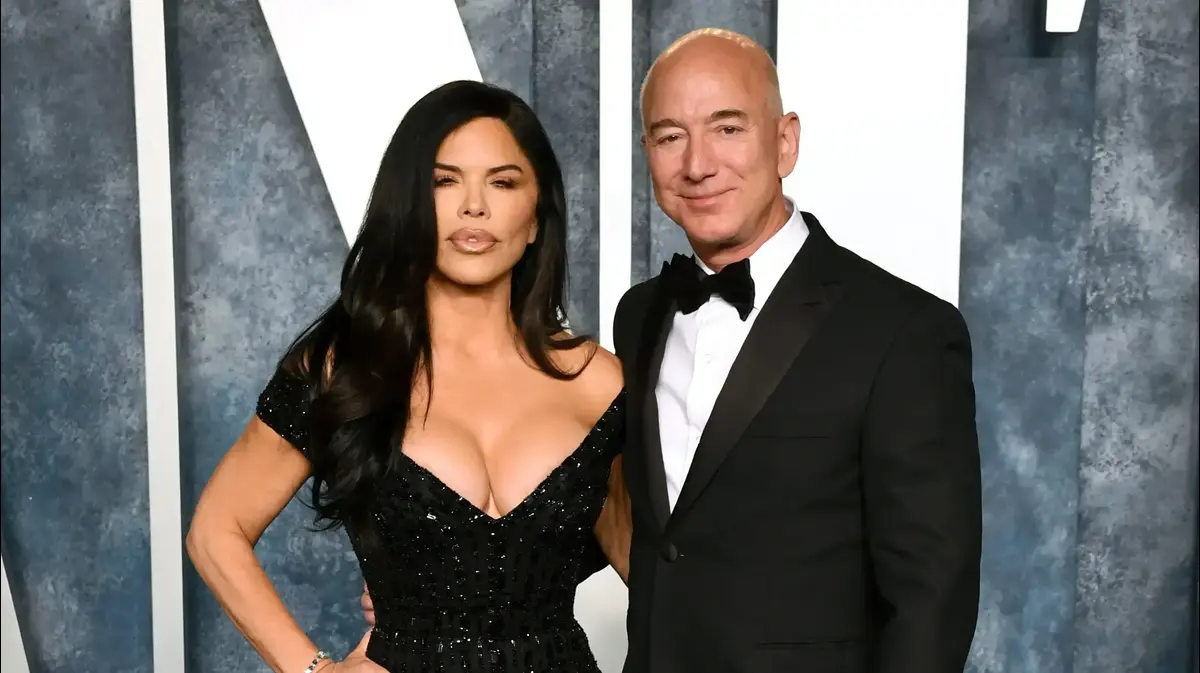 Jeff Bezos' Fiancée: 