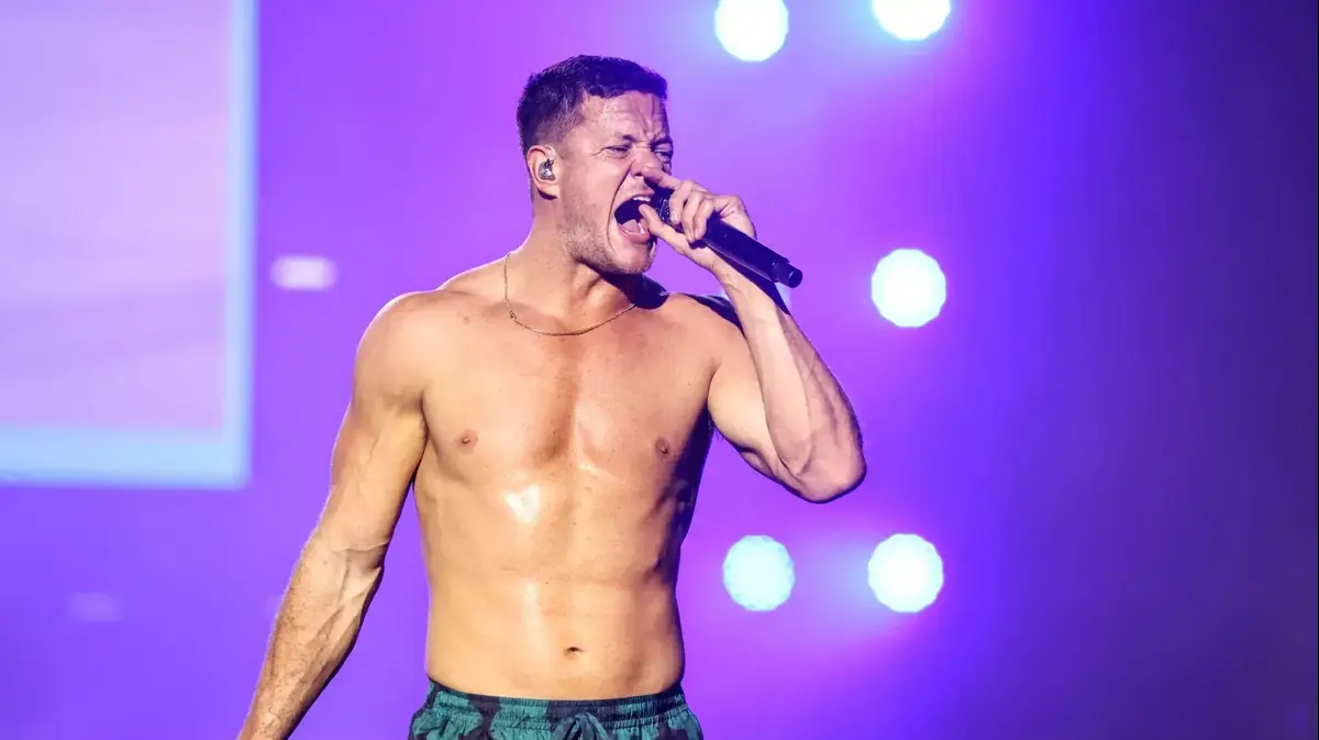 Imagine Dragons Sang The Huge Hit At The Beginning From There The 