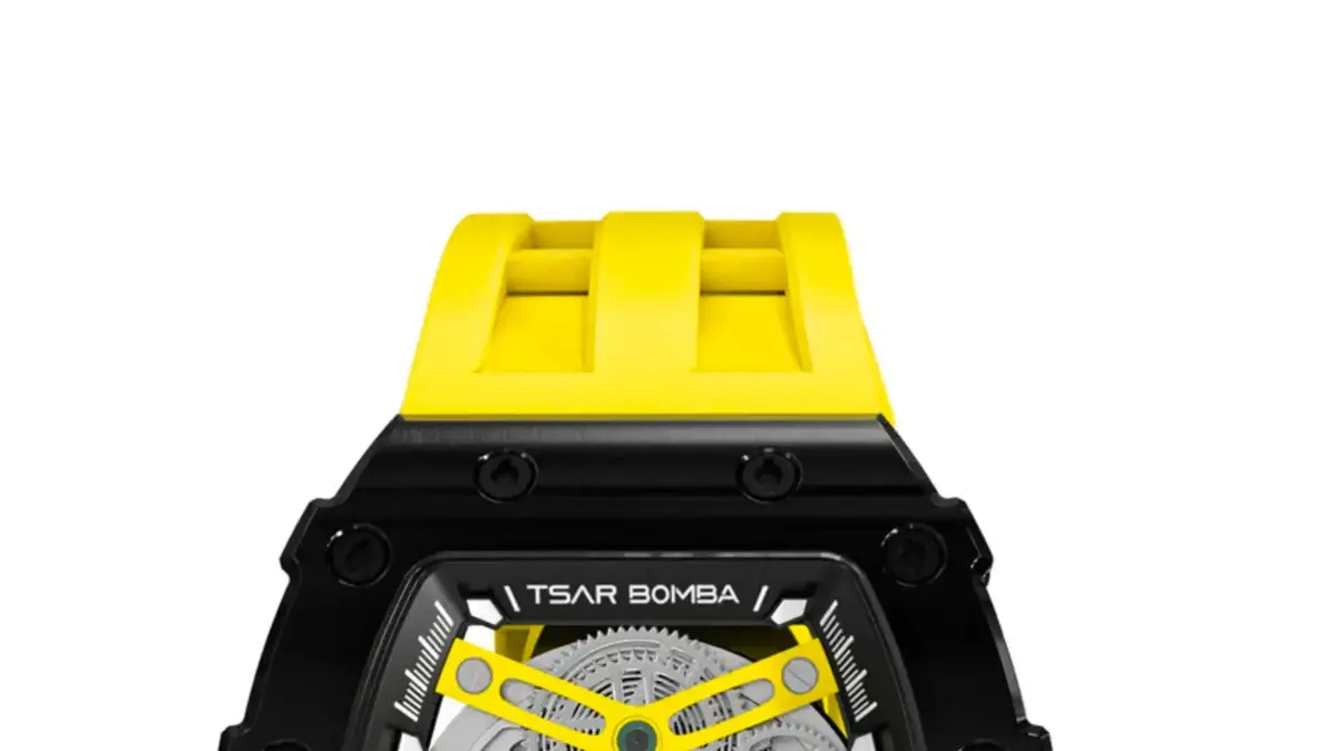 The Intersection of Design and Functionality in Fashion Watches: A Deep Dive into Aesthetics and 