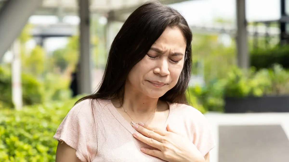 Difficulty swallowing, heartburn or hoarseness? The symptoms that can ...