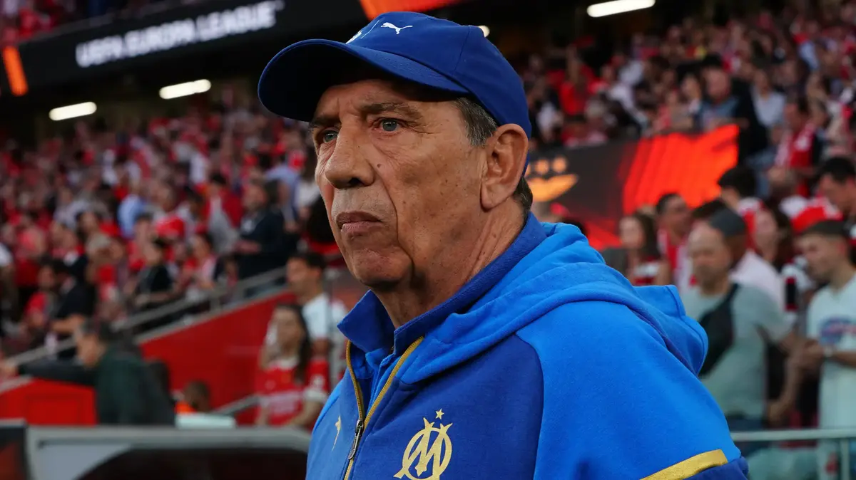 המאמן שקיבל הזדמנות במארסיי כשהיה בן 70, הלך לעולמו בגיל 72 – וואלה ספורט