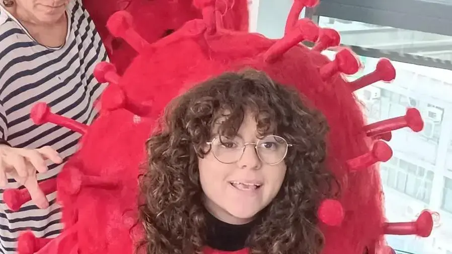 מעניין לי ת'פות! קמפיין המודעות שבועט בשמרנות הישראלית - וואלה שיווק ...