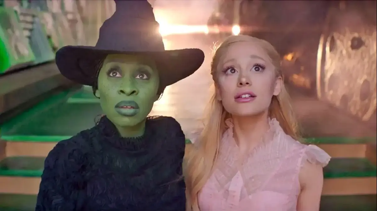 אריאנה גרנדה בהלם: דווקא בארה