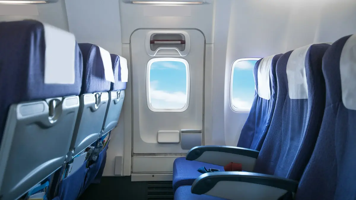 הנוסעים פתחו בקטטה המונית - והמטוס נאלץ לנחות | צפו בתיעוד