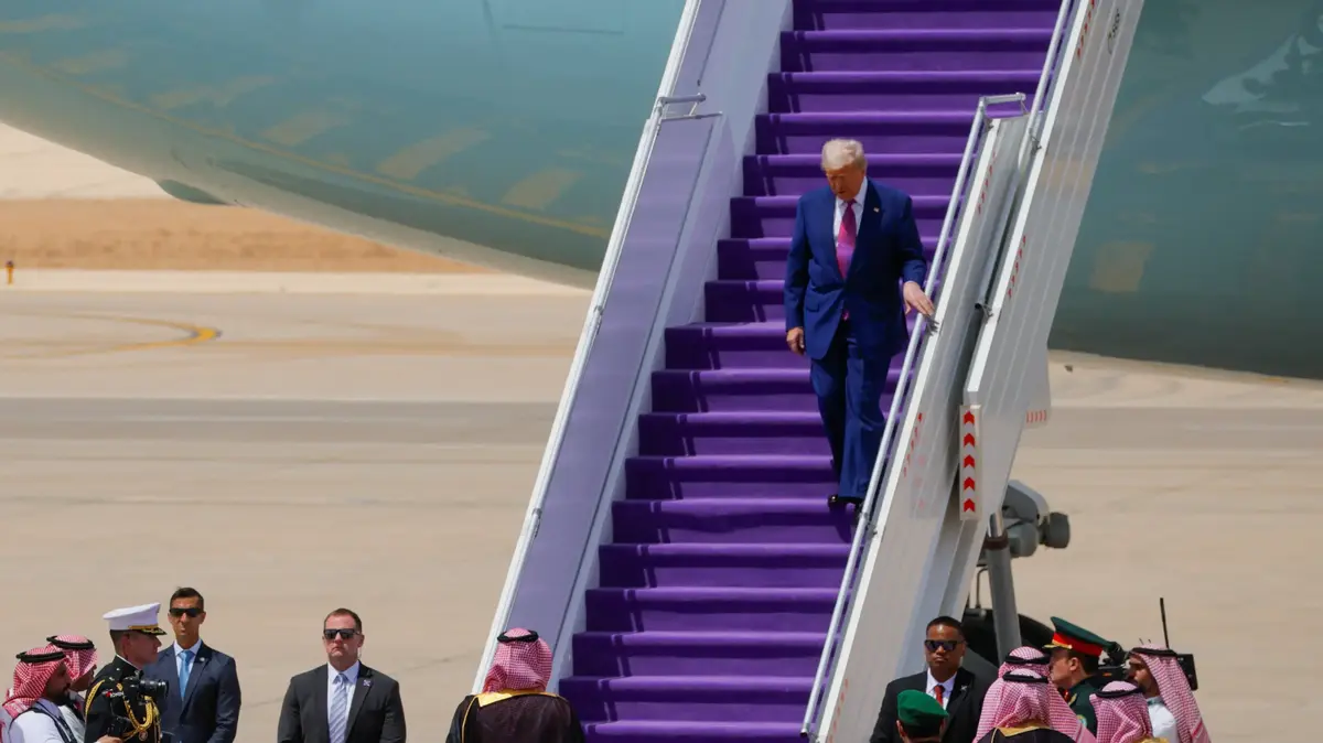 חשדו בישראל, אבל חששו מאיראן: כך הוחלט על הברחת טראמפ | דיווח