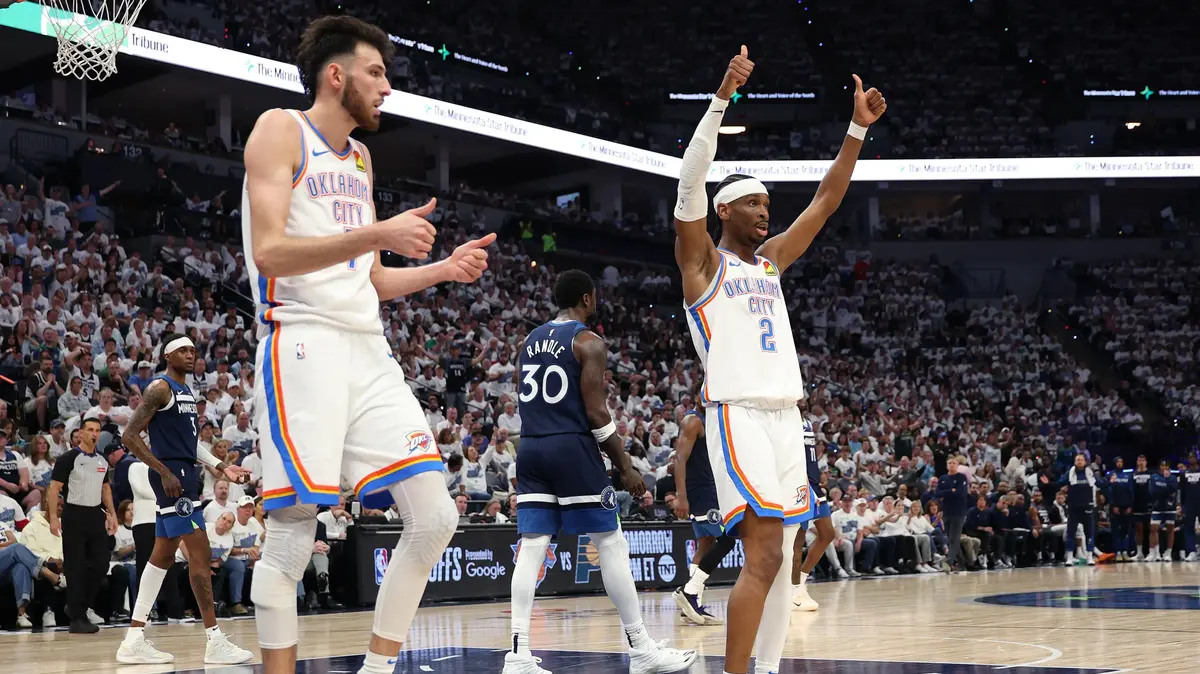 תצוגת על של גילג’ס אלכסנדר, OKC במרחק נגיעה מהגמר