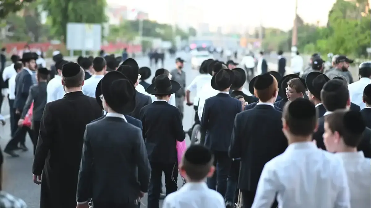 טרגדיה בבני ברק: הורים מצאו את ילדם בן ה-12 ללא רוח חיים בביתם