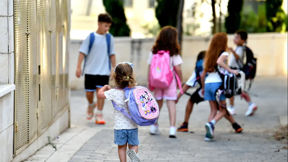 החל מיום שני: חזרת הלימודים במספר מצומצם של יישובים – וואלה חדשות