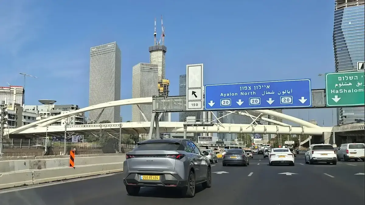 משכילים ומבוססים: התל אביבים נוטשים ומחירי הדירות נחתכים