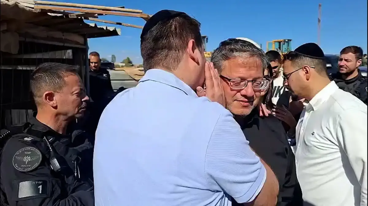 ג’ואד נרצח ב-7 באוקטובר, אחיו התעמת עם בן גביר: „את מי איבדת?” | התשובה...