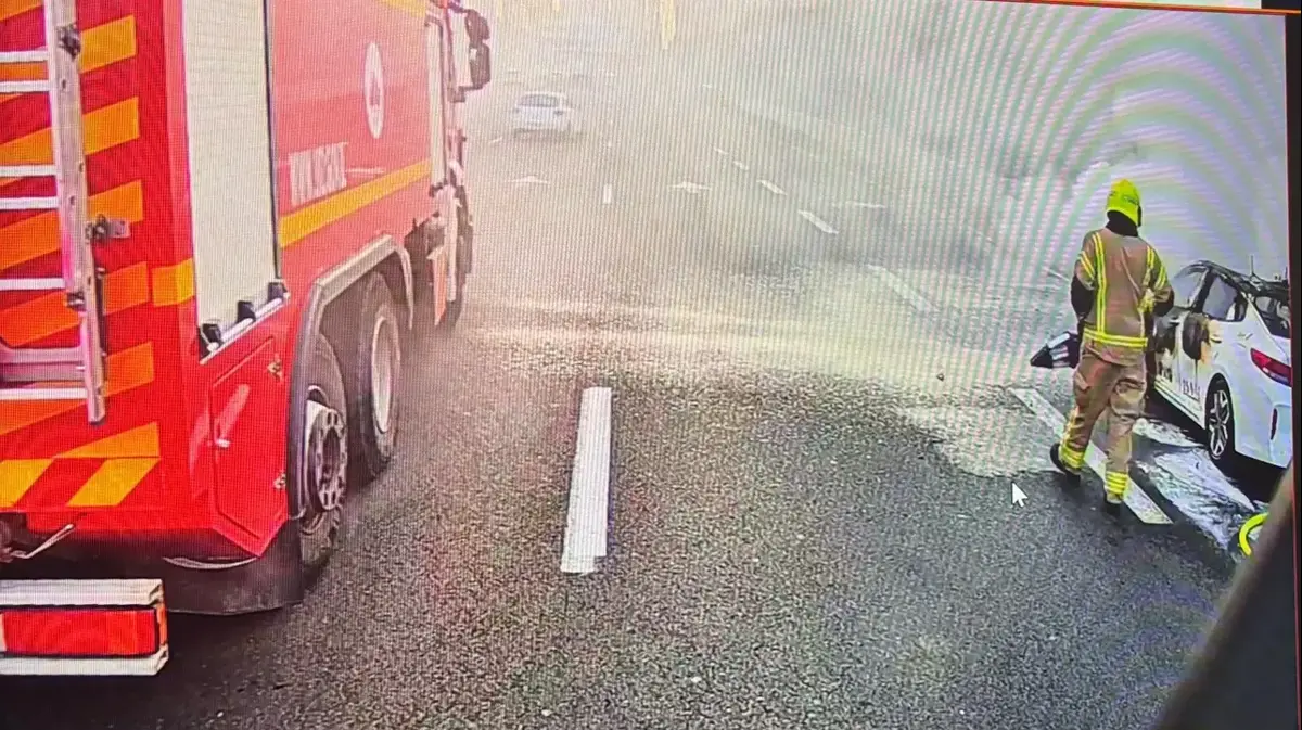 רכב עולה באש באיילון, שיבושי תנועה כבדים