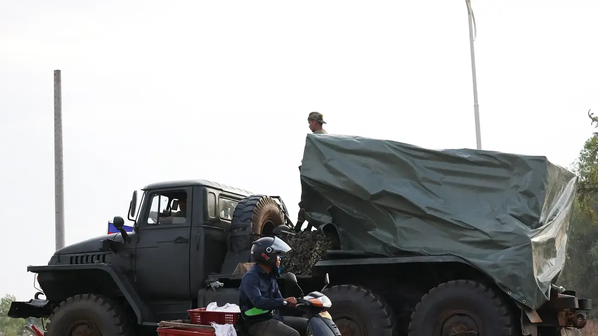 טראמפ רוצה לתווך, בתאילנד מבהירים: העימות עם קמבודיה לא ייגמר הפעם בשיחת טלפון