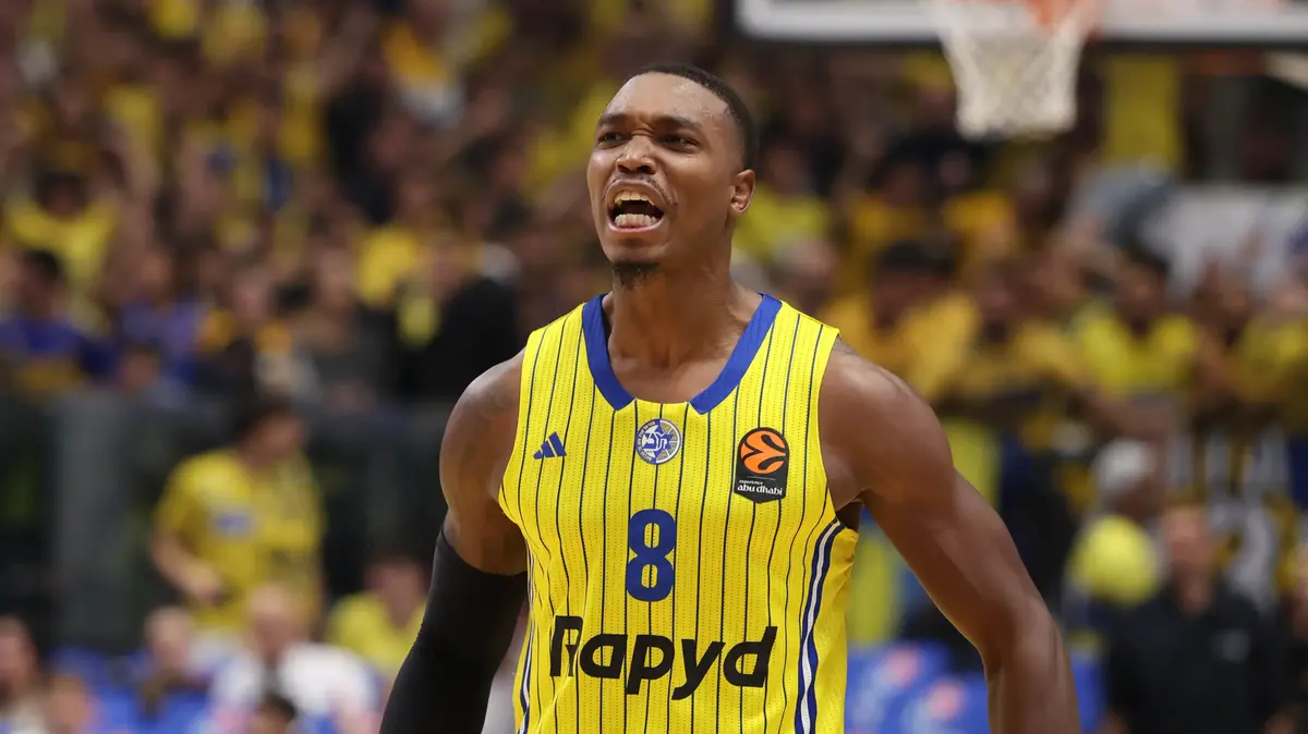 אופציית היציאה של לוני ווקר ל-NBA הסתיימה. הסאגה עדיין לא