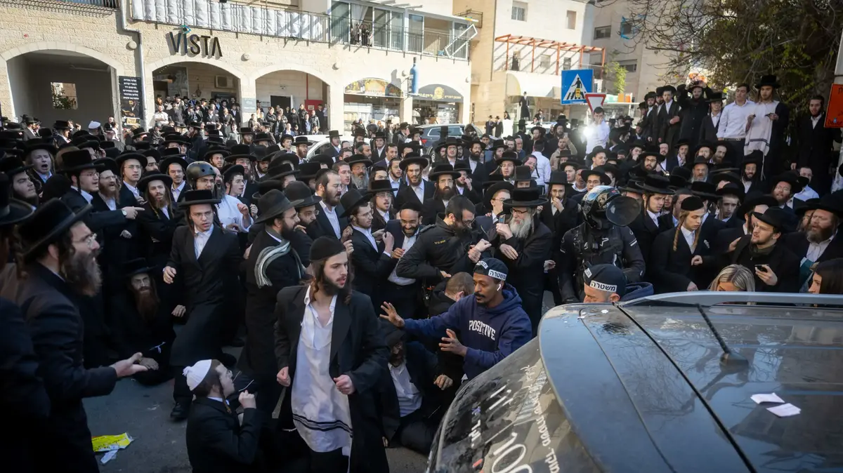 הגועאלד שהפך ל”זאב זאב”: האיום של החרדים בפירוק הממשלה הוא לא יותר מבדיחה –...