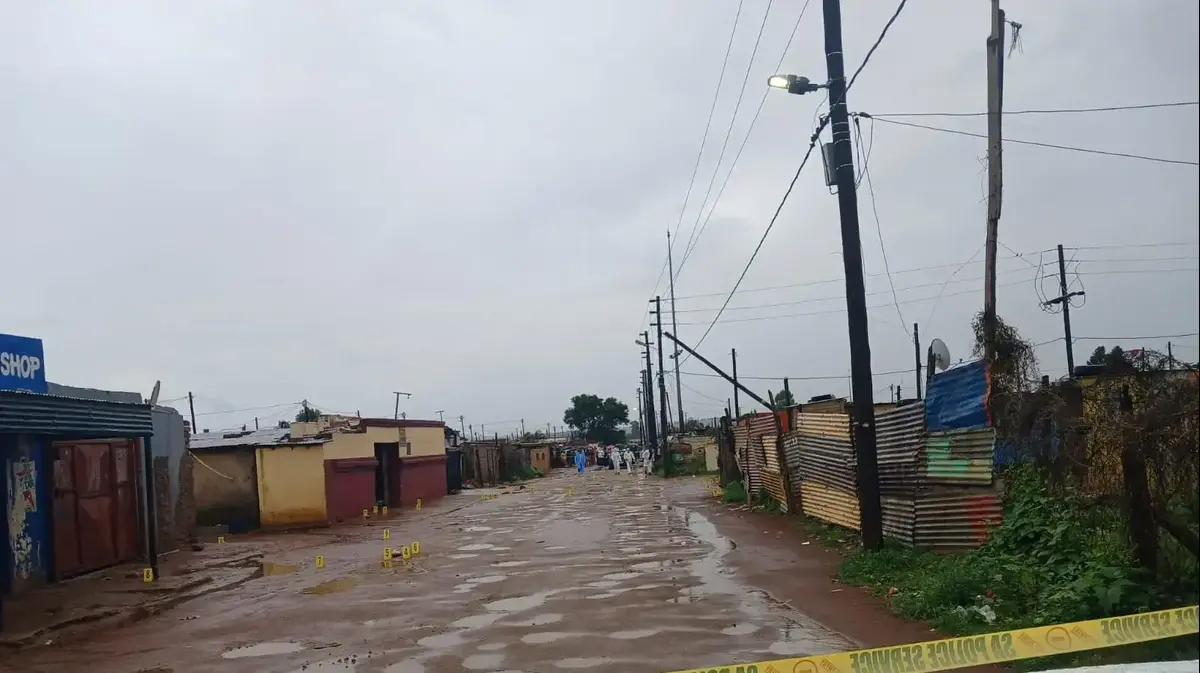 ירי המוני בדרום אפריקה: חמושים פתחו באש בפאב, לפחות 9 נהרגו