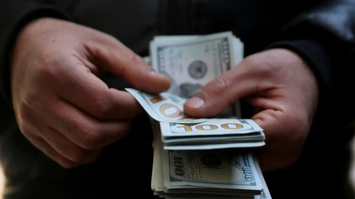 הריאל האיראני בשפל חסר תקדים, וזו תוכנית החירום של האזרחים