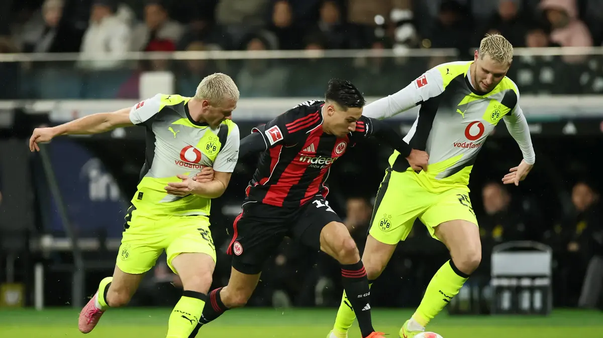 עם שני שערים בתוספת הזמן: 3:3 בין פרנקפורט לדורטמונד | צפו – וואלה ספורט