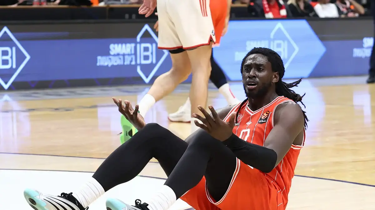 זה כבר משבר: הפועל תל אביב הושפלה בביתה מול באיירן מינכן – וואלה ספורט