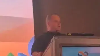 רגע לפני שנעצר, ראש עיריית אשקלון סיפר על המסר שקיבל מאמו: 