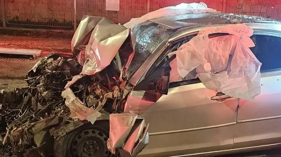 חשד לרצח משולש: הרוגים מירי לעבר רכב בשרון – וואלה חדשות