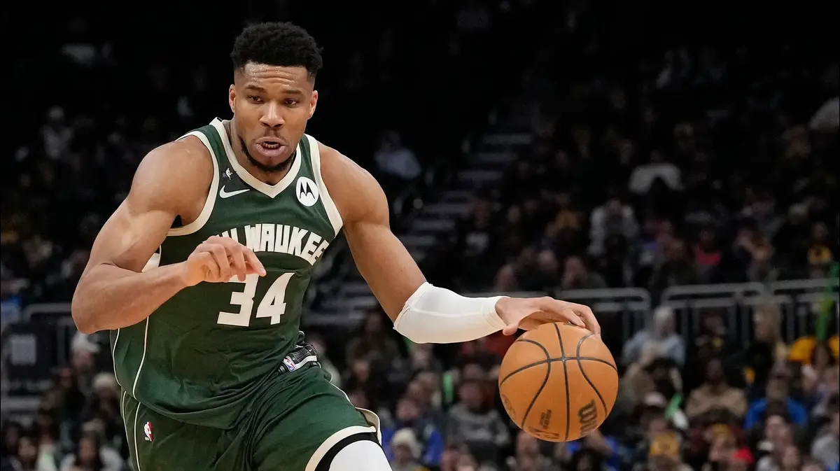 כל העיניים על יאניס, ויש קבוצה אחת שעושה הכל כדי לצרפו – וואלה ספורט