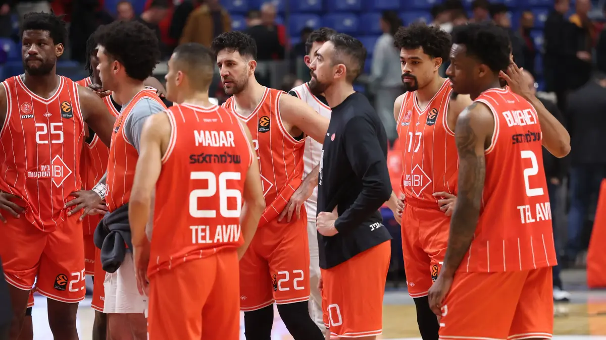 ההחלטה התקבלה: הפועל ת”א תטוס מחר בבוקר ממצרים לבלגרד – וואלה ספורט