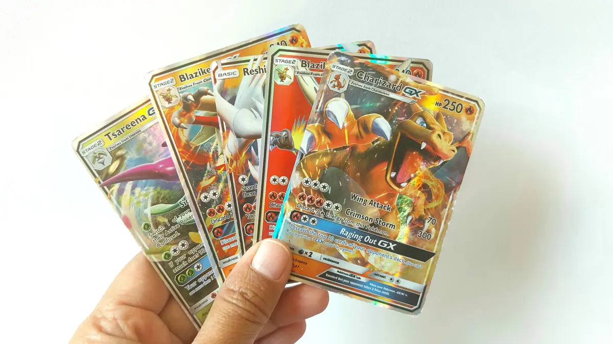 יש לכם קלפי פוקימון זרוקים בבית? יכול להיות שהם שווים מיליונים – וואלה חדשות